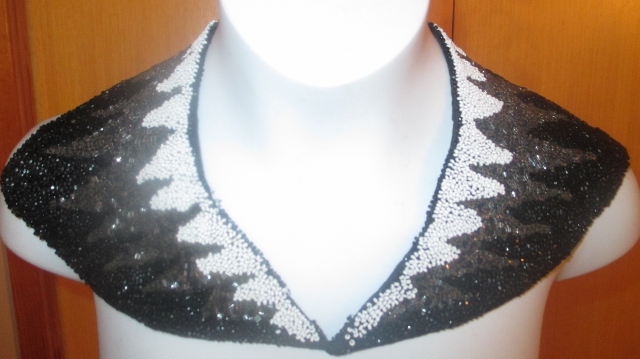 xxM1017M Art deco collar beaded